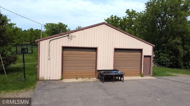 32598 Pioneer Ave, Aitkin, MN 56431 - view of detached garage