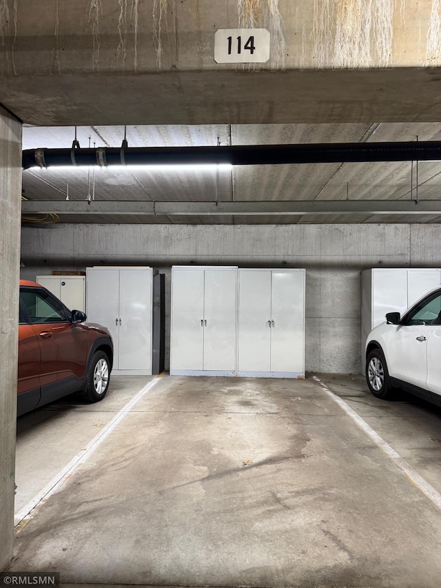 2231 Penn Pl Unit 114, North Saint Paul, MN 55109 - view of parking garage