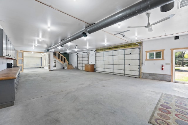 garage featuring a ceiling fan