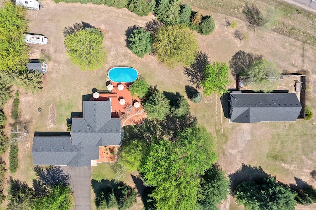 7715 217th Ave NE, Linwood Twp, MN 55092 - aerial view of a pool area