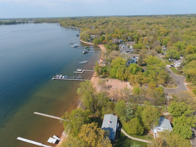 47 Juniper St, Mahtomedi, MN 55115 - aerial view of property's location featuring a nearby body of water and a forest