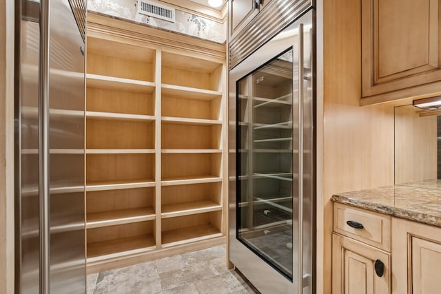10420 Bluff Cir, Chaska, MN 55318 - pantry with beverage cooler