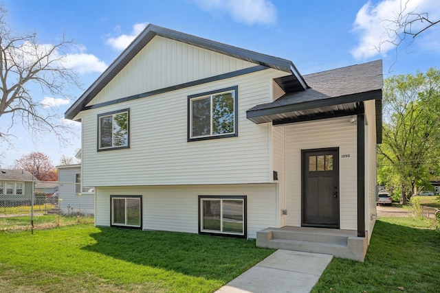 1094 7th St E, Saint Paul, MN 55106 - view of back of house