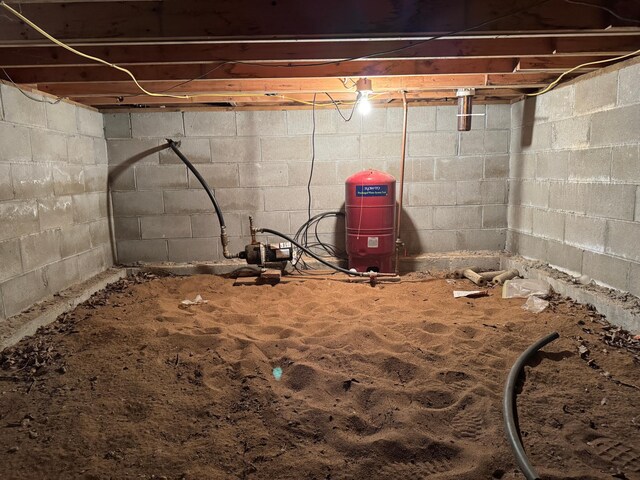 27721 Northwoods Dr, Laporte, MN 56461 - unfinished below grade area featuring a water pressure tank