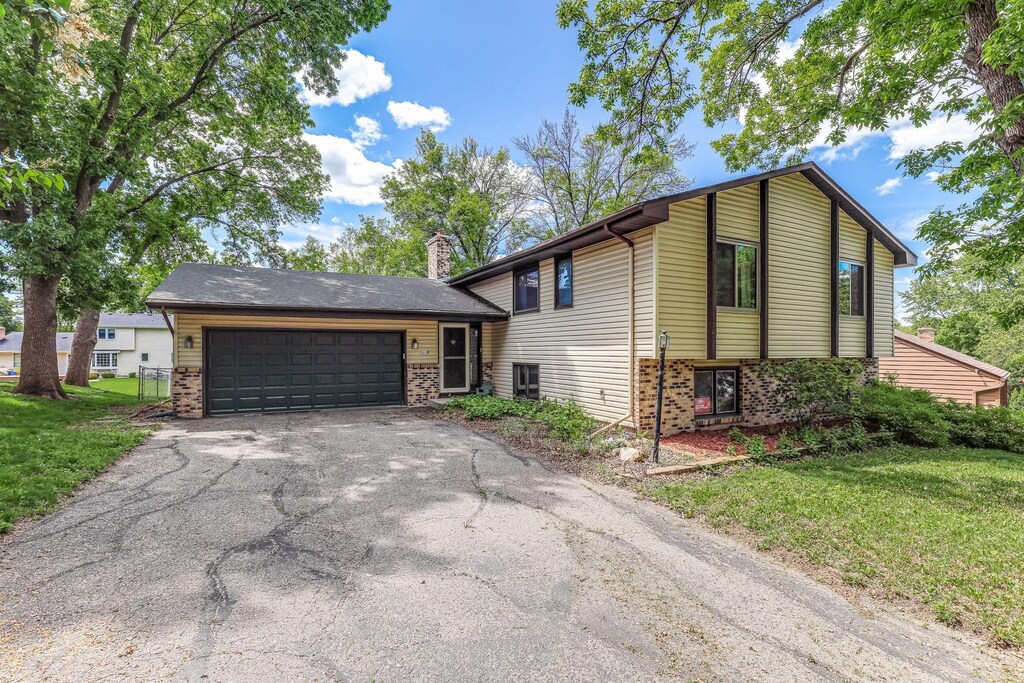 5917 99th St, Bloomington, MN 55438 - photo 1
