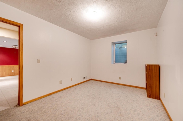 771 County Road B2 E, Little Canada, MN 55117 - empty room featuring a textured ceiling and light colored carpet