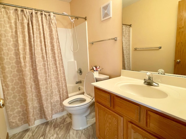 1986 Mathias Rd, Shakopee, MN 55379 - bathroom featuring shower / bath combination with curtain, toilet, and vanity
