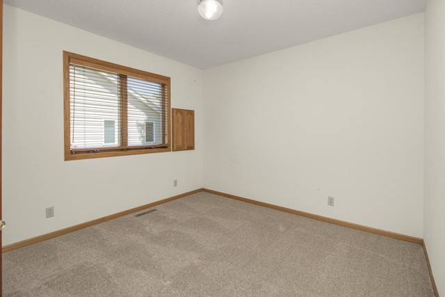 1922 Eastridge Ct, Stillwater, MN 55082 - empty room with light colored carpet and baseboards