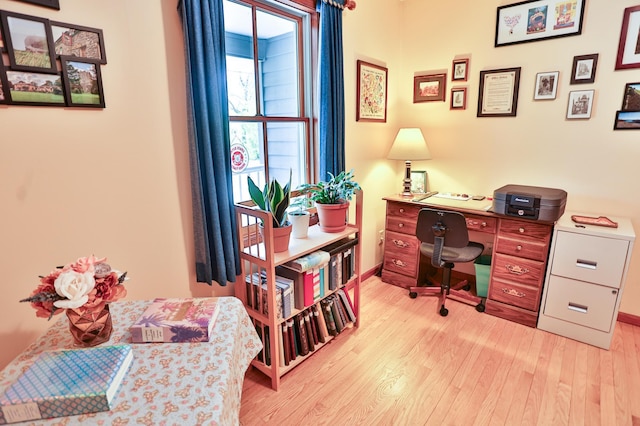 127 County Rd W, Pleasant Valley Twp, WI 54022 - office featuring light wood-style floors and baseboards