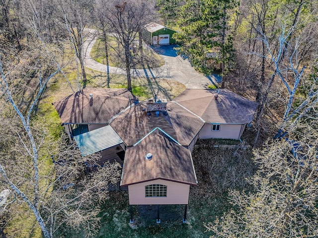 aerial view of property and surrounding area