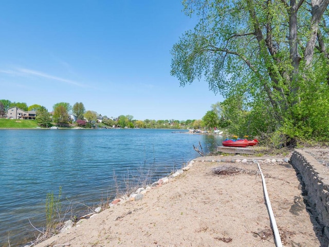 15825 Garden View Dr, Apple Valley, MN 55124 - water view