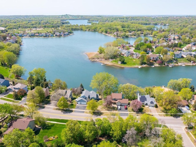 15825 Garden View Dr, Apple Valley, MN 55124 - aerial view of residential area featuring a large body of water