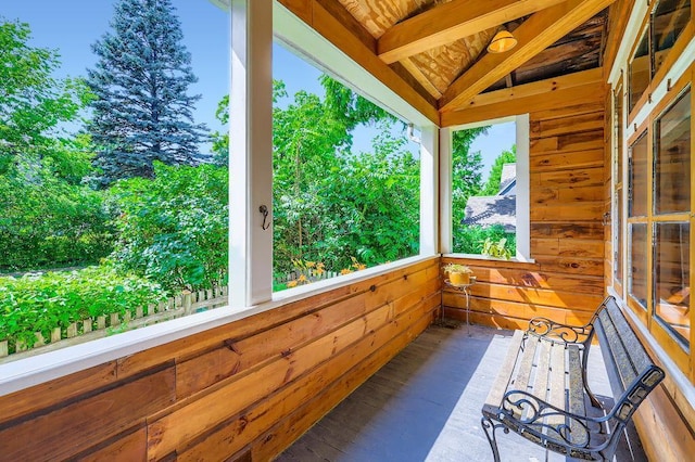 984 Milton St N, Saint Paul, MN 55103 - view of balcony