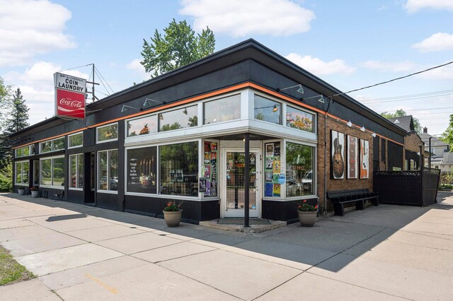 3214 Blaisdell Ave, Minneapolis, MN 55408 - view of building exterior