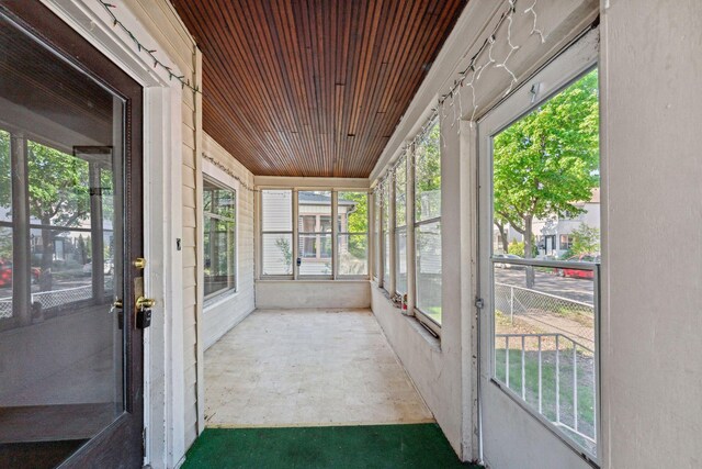 3413 Columbus Ave, Minneapolis, MN 55407 - view of unfurnished sunroom