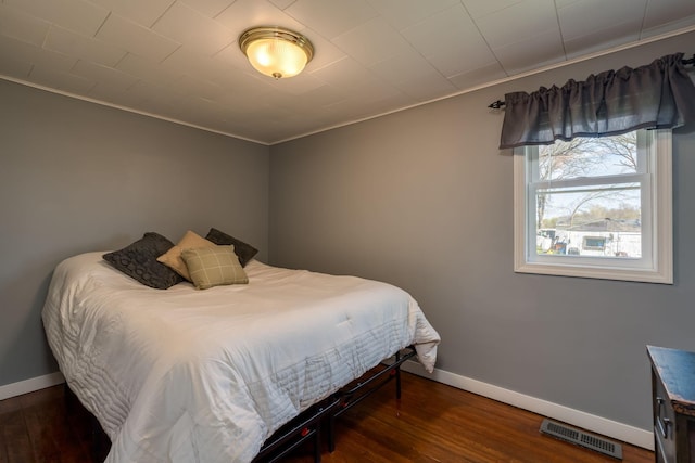 5433 511th Street Way, Kenyon Twp, MN 55946 - bedroom featuring wood finished floors and crown molding