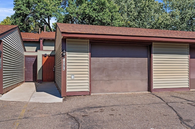 10276 Hanson Blvd NW, Coon Rapids, MN 55433 - view of garage