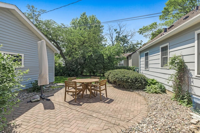 3259 Zarthan Ave S, Saint Louis Park, MN 55416 - view of patio featuring outdoor dining area