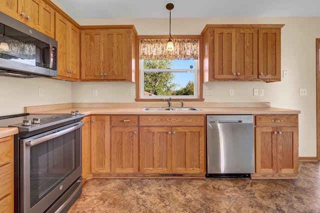 809 3rd Ave SE, Cold Spring, MN 56320 - kitchen with stainless steel appliances, a sink, and light countertops