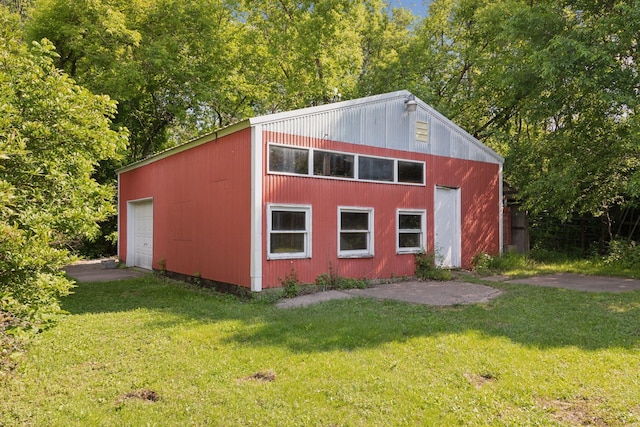 1031 Pheasant Trl, Hudson, WI 54016 - view of outbuilding featuring driveway