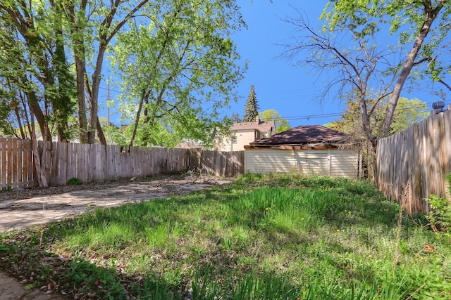 view of fenced backyard
