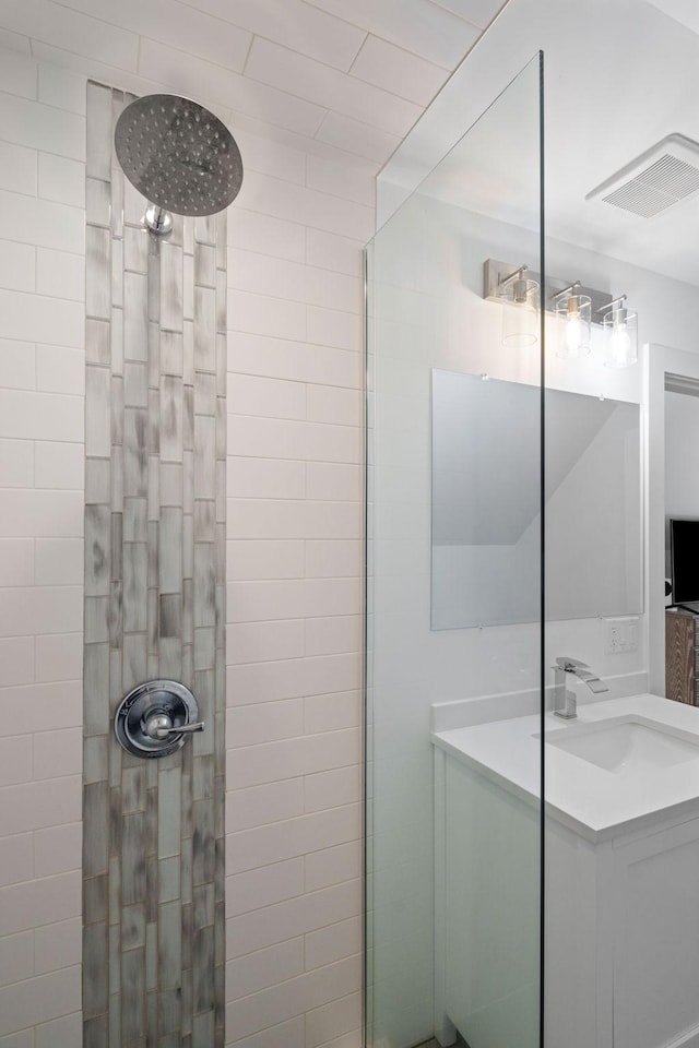 4898 County Road 6, Independence, MN 55359 - bathroom with tiled shower and vanity
