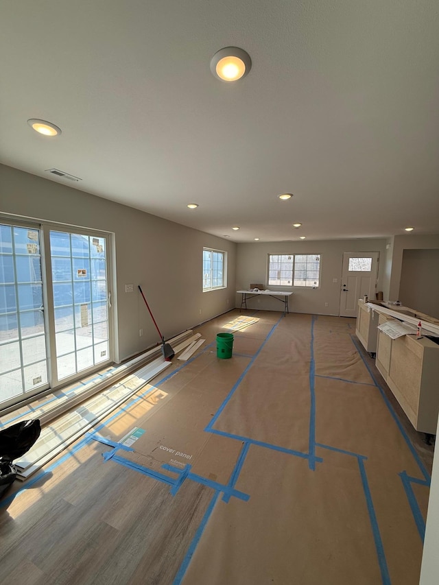 6809 Hamilton Park NW Unit 11, Bemidji, MN 56601 - unfurnished room with recessed lighting