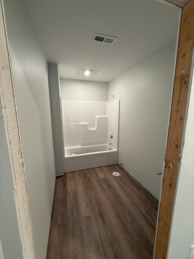 6809 Hamilton Park NW Unit 11, Bemidji, MN 56601 - hall featuring wood finished floors