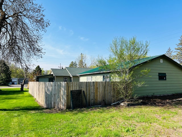 view of home's exterior