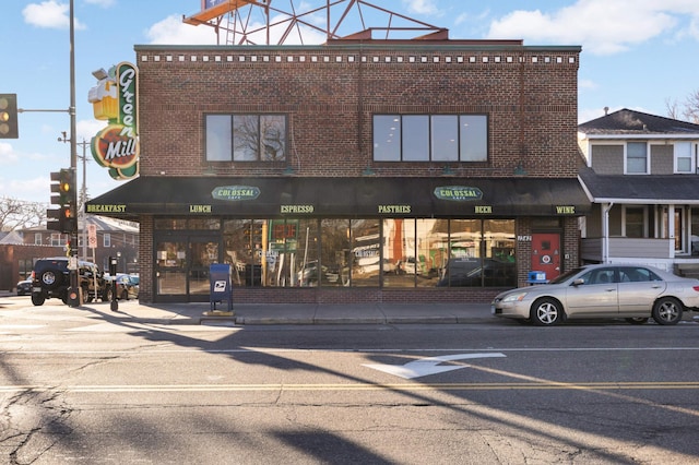 635 Grand Ave Unit 4, Saint Paul, MN 55105 - view of commercial property