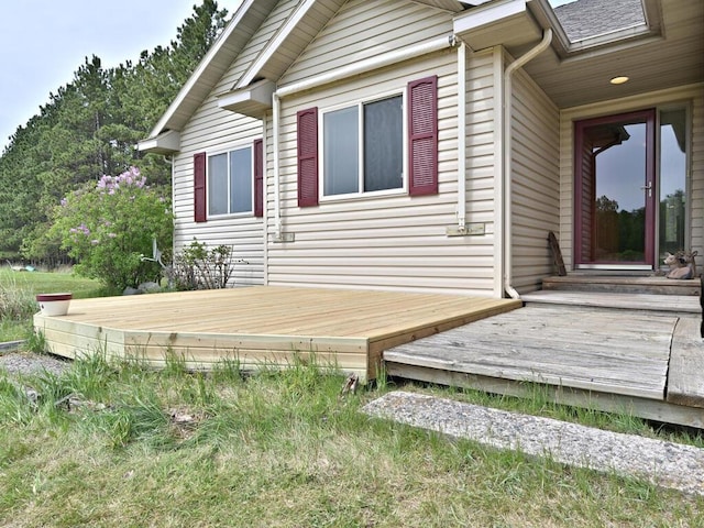 38850 Christie Ln, Cohasset, MN 55721 - view of home's exterior with a deck