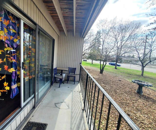 8935 Old Cedar Ave S Unit 113, Bloomington, MN 55425 - view of balcony