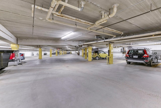 3412 Oak Ridge Rd Unit 317, Minnetonka, MN 55305 - view of parking garage