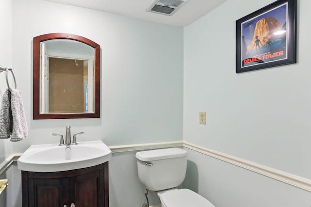 166 Windsor Ln, New Brighton, MN 55112 - bathroom with vanity and toilet