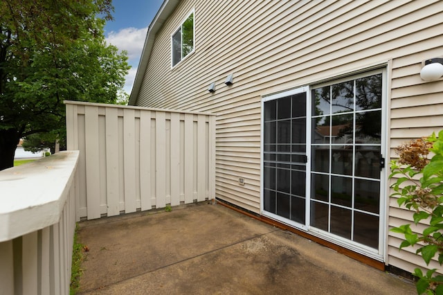 7954 Timber Lake Dr, Eden Prairie, MN 55347 - view of patio