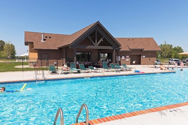 62 Rapp Farm Blvd, North Oaks, MN 55127 - community pool with a patio