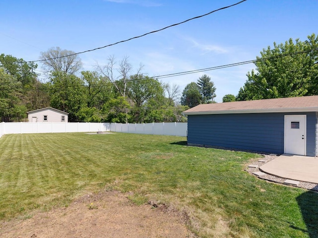 10308 Belmont Rd, Minnetonka, MN 55305 - view of yard