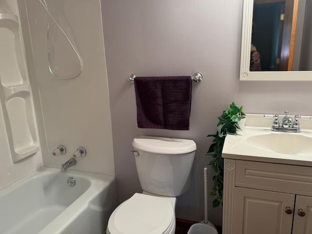 1601 8th Ave NE, Owatonna, MN 55060 - bathroom with toilet, vanity, and bathing tub / shower combination