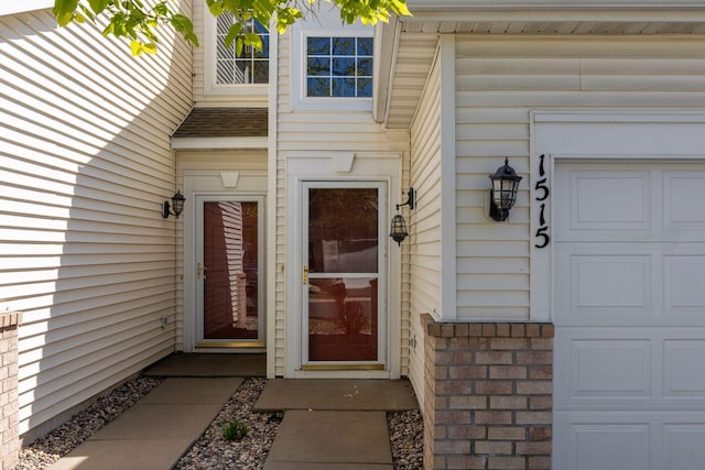 1515 Yorkshire Ln, Shakopee, MN 55379 - doorway to property with a garage