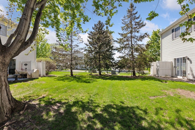 1515 Yorkshire Ln, Shakopee, MN 55379 - view of yard