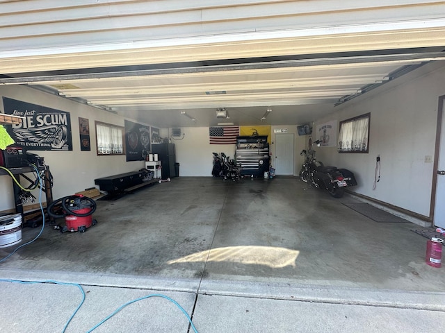309 Oconnor St, Lakefield, MN 56150 - view of garage