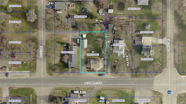 103 Bloomer St E, Morristown, MN 55052 - map of property location with property parcel outlined