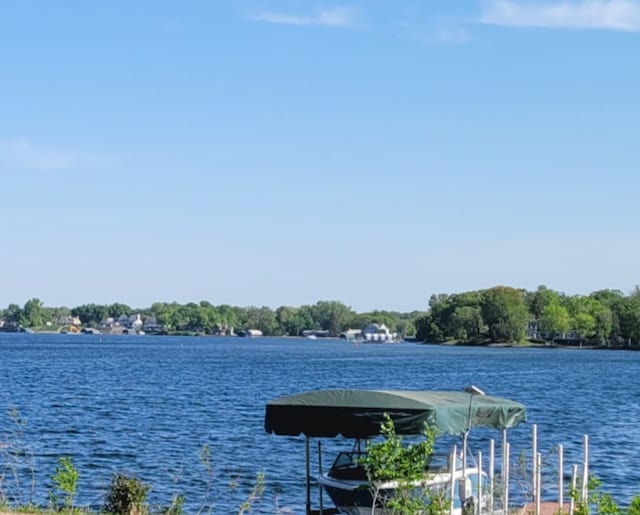 3114 Brooks Ln, Minnetonka Beach, MN 55391 - water view