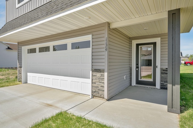 1129 Tiger Ct NE, Isanti, MN 55040 - view of garage