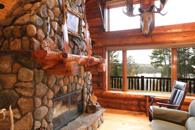 7236 Far N Rd, Buyck, MN 55771 - sunroom with a water view