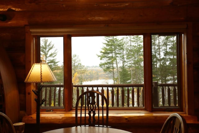7236 Far N Rd, Buyck, MN 55771 - sunroom with a water view