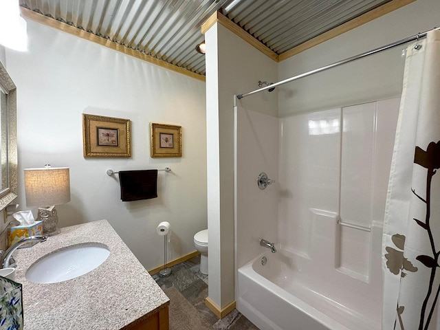 3165 Randa Rd, Orr, MN 55771 - bathroom with baseboards, toilet, vanity, and shower / bath combination with curtain