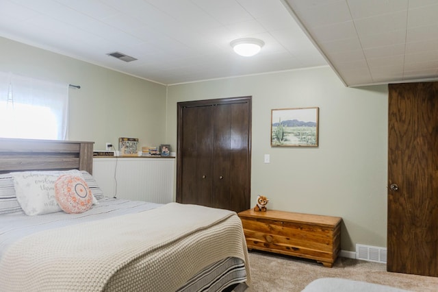 view of carpeted bedroom