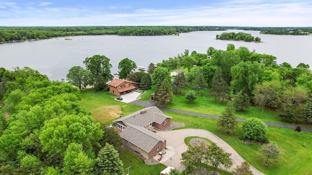 32355 Nottingham Ct, Chisago Lake Twp, MN 55045 - aerial view of property and surrounding area featuring a large body of water
