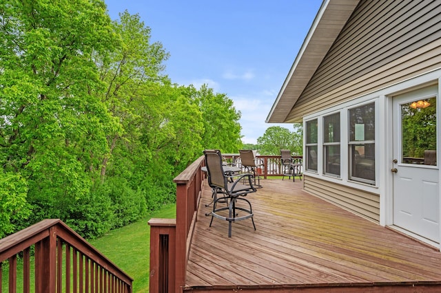 32355 Nottingham Ct, Chisago Lake Twp, MN 55045 - deck featuring a yard